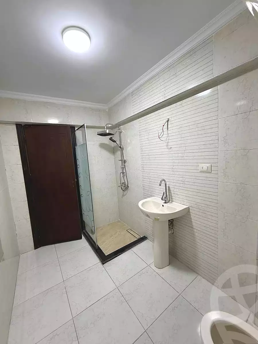 https://aqarmap.com.eg/en/listing/6669970-for-sale-alexandria-el-asafra-l-sfr-bhry