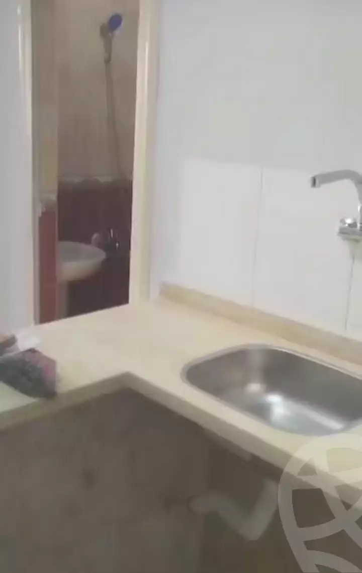 https://aqarmap.com.eg/ar/listing/6670083-for-sale-alexandria-l-jmy-lbytsh-el-hanafeya-st
