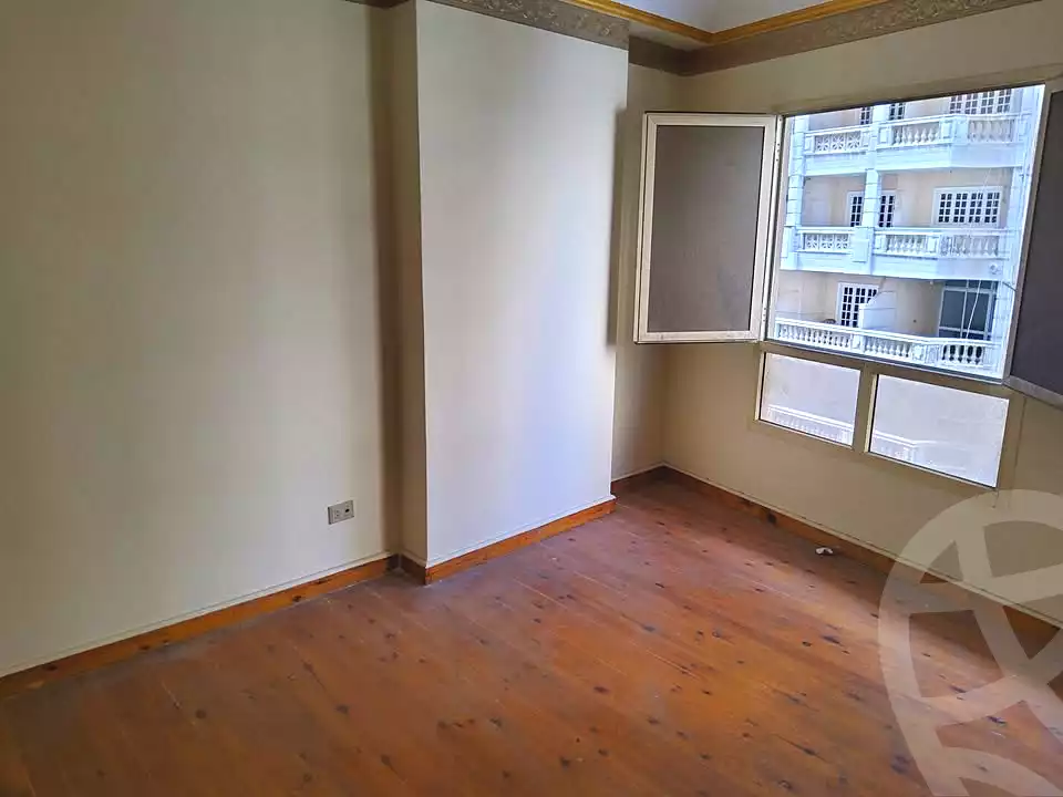 https://aqarmap.com.eg/ar/listing/6670156-for-sale-alexandria-el-montazah-sheraton-towers