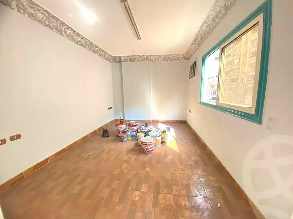 https://aqarmap.com.eg/ar/listing/6670191-for-sale-alexandria-sydy-bshr-sydy-bshr-bhry-gamal-abd-el-nasir-st