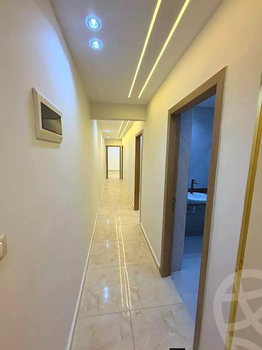 https://aqarmap.com.eg/ar/listing/6670319-for-sale-alexandria-l-jmy-lbytsh-bianchiii