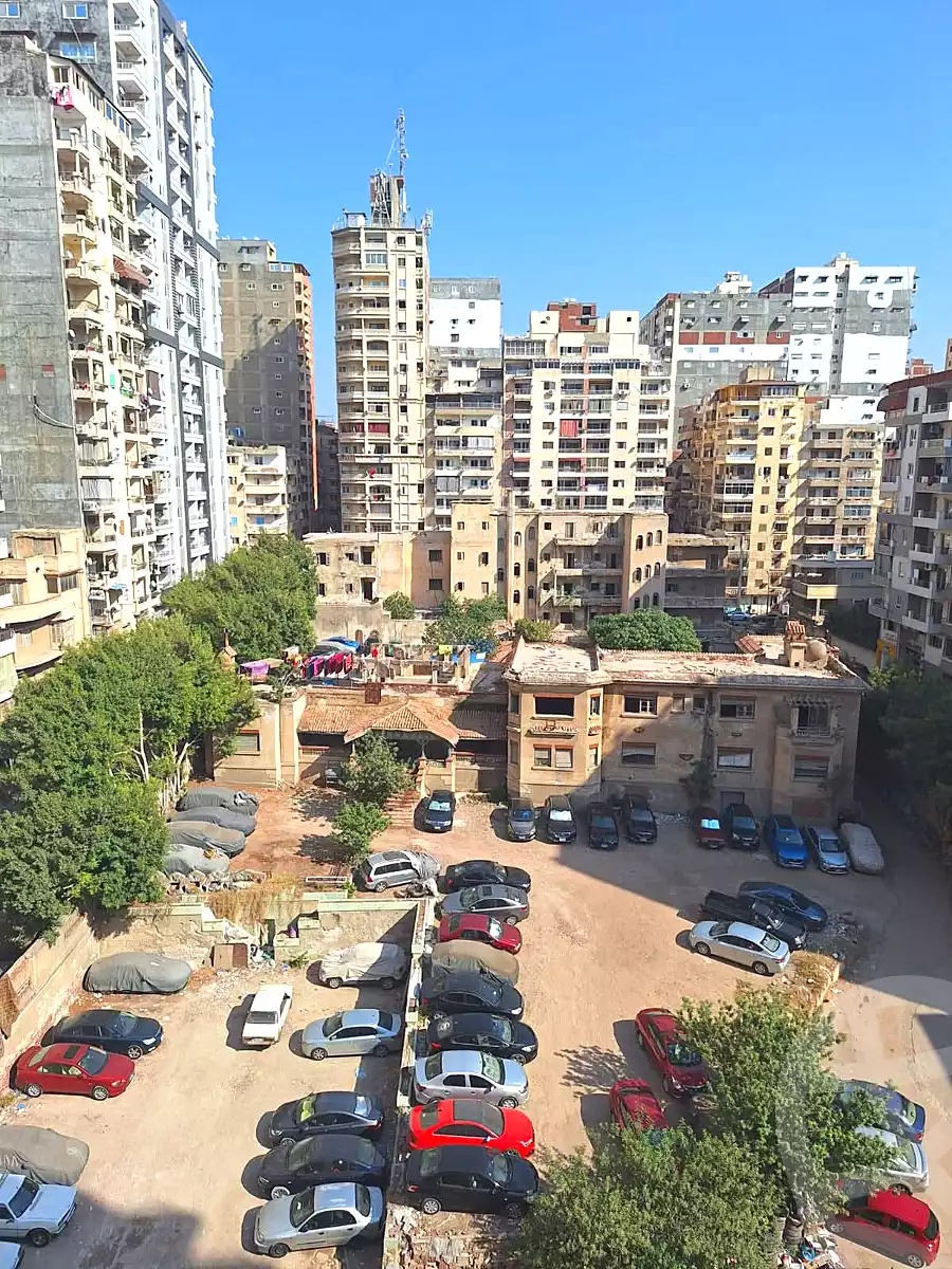 https://aqarmap.com.eg/en/listing/6670390-for-sale-alexandria-sydy-bshr-sydy-bshr-bhry