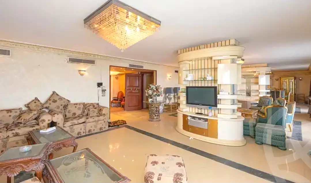 https://aqarmap.com.eg/ar/listing/6670477-for-sale-alexandria-camp-cesar-el-gaish-rd