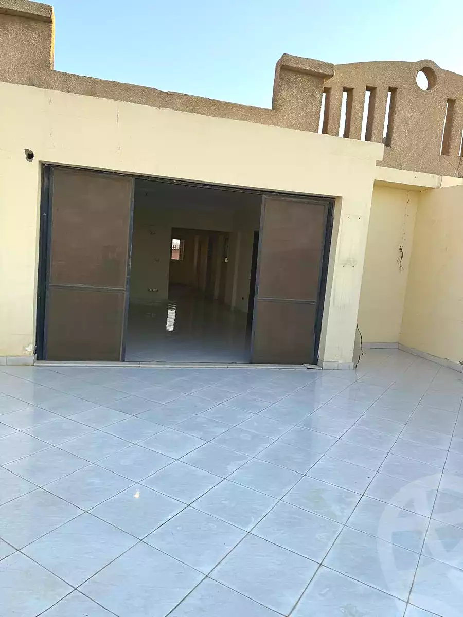https://aqarmap.com.eg/ar/listing/6670554-for-rent-cairo-new-cairo-ganob-el-akadamiya-south-academy-b-taha-hussein-st