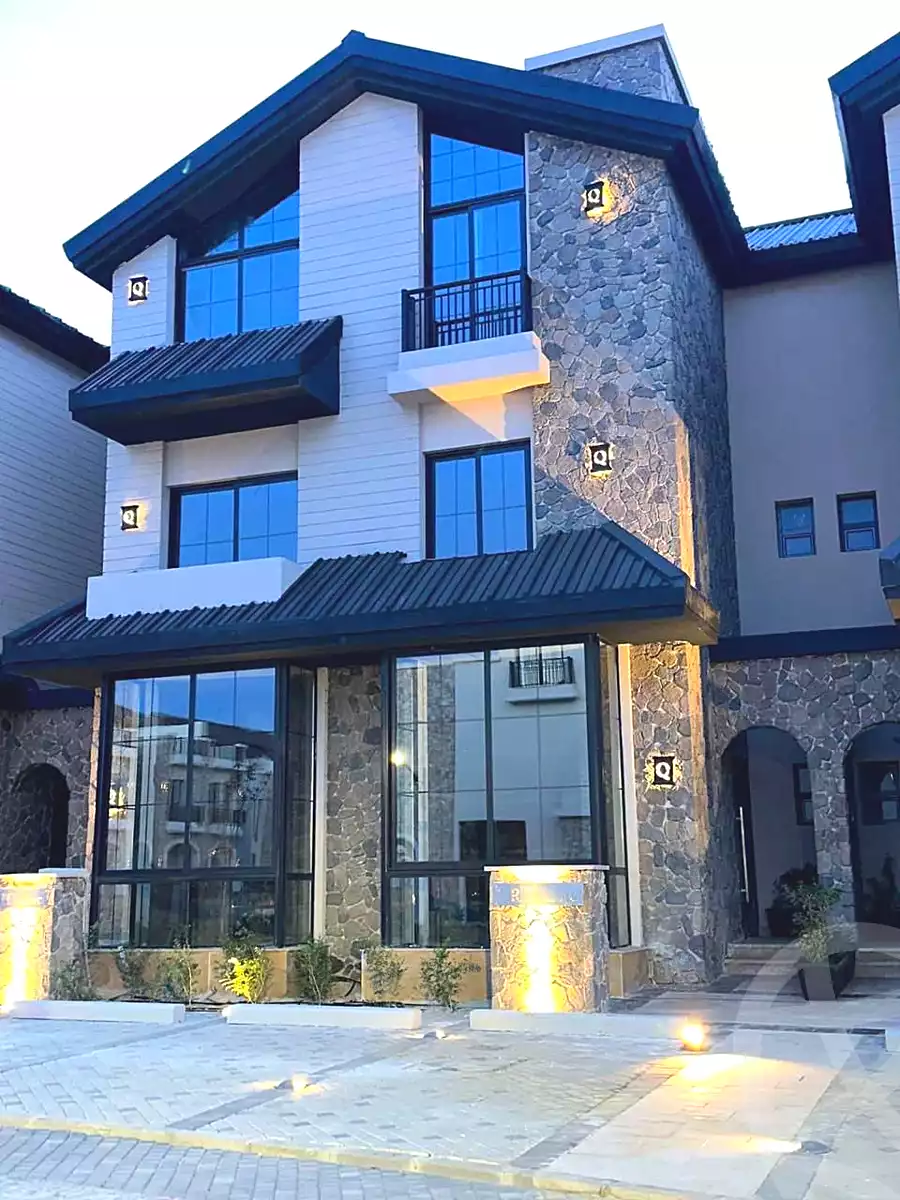 https://aqarmap.com.eg/ar/listing/6671762-for-sale-cairo-new-cairo-compounds-mwntn-fyw-y-syty-the-marq-mountain-view-icity