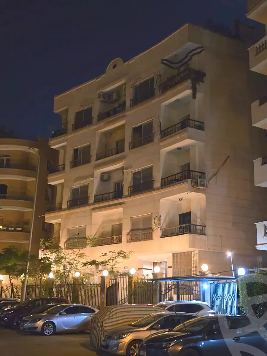 https://aqarmap.com.eg/ar/listing/6672157-for-sale-cairo-new-cairo-el-banafsg-el-banafsag-omarat-al-gabri-st