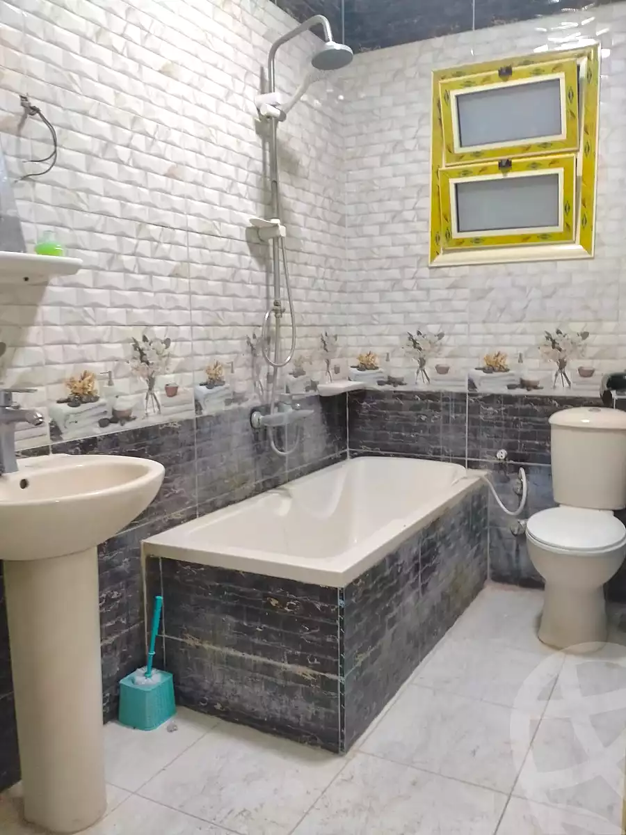 https://aqarmap.com.eg/en/listing/6672434-for-sale-alexandria-camp-cesar