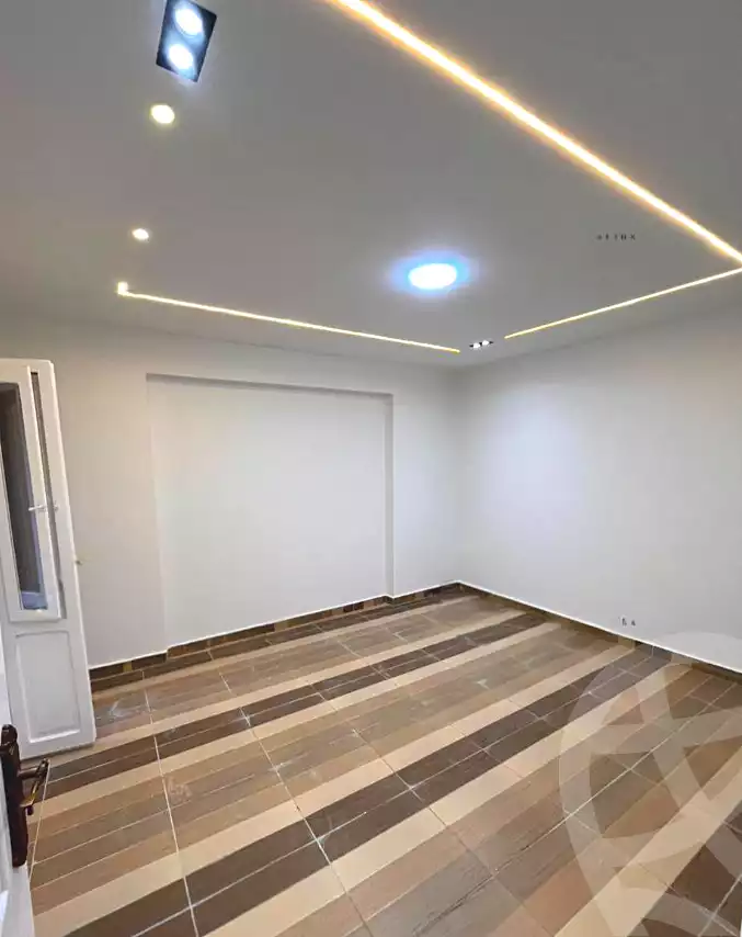 https://aqarmap.com.eg/ar/listing/6672842-for-sale-alexandria-l-jmy-lbytsh-el-reyad-st