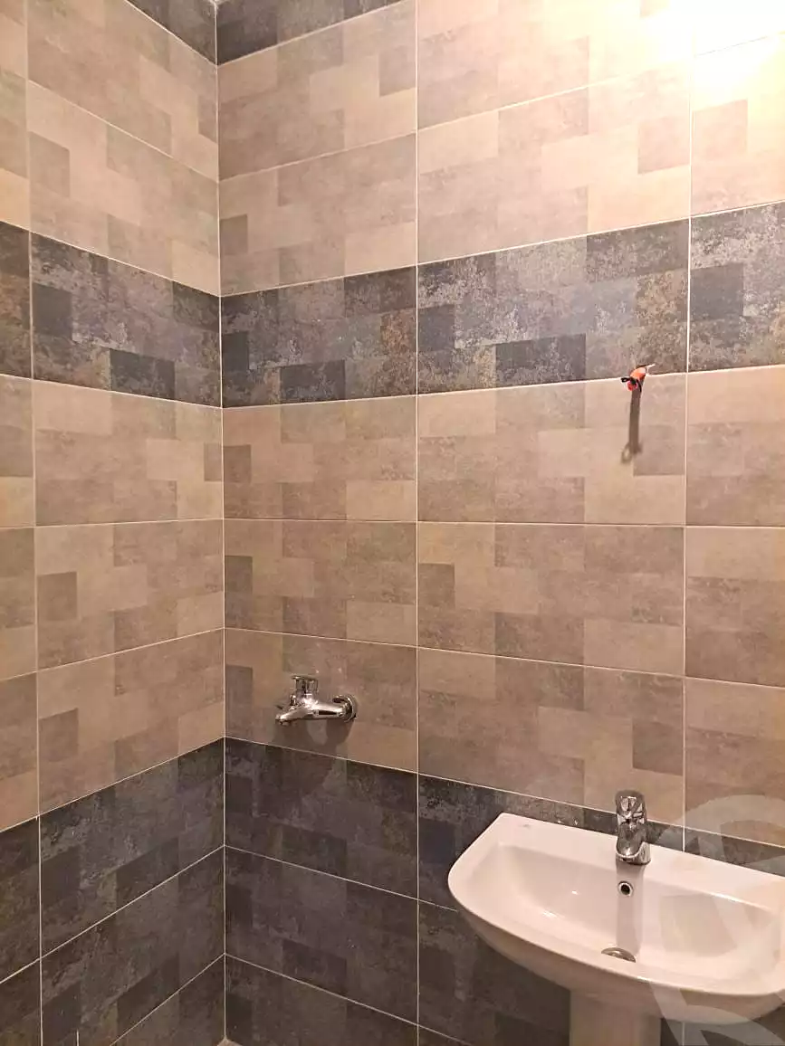 https://aqarmap.com.eg/ar/listing/6674279-for-rent-cairo-new-cairo-el-ahyaa-first-neighborhood-omar-ibn-abd-el-aziz-st