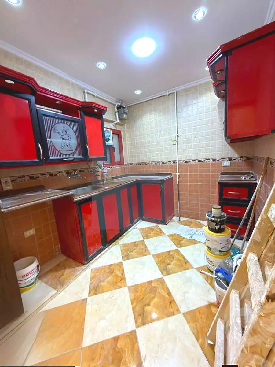 https://aqarmap.com.eg/ar/listing/6675386-for-sale-alexandria-l-jmy-lbytsh-mahmoud-awad-st