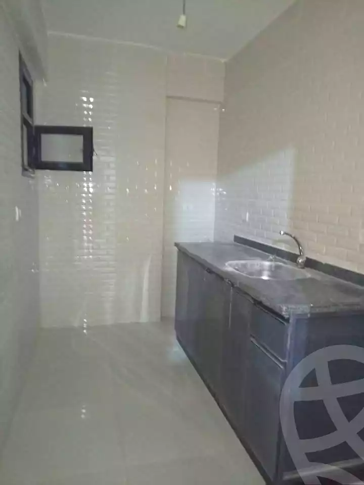 https://aqarmap.com.eg/en/listing/6675391-for-rent-alexandria-lsywf-mostafa-kamel-st