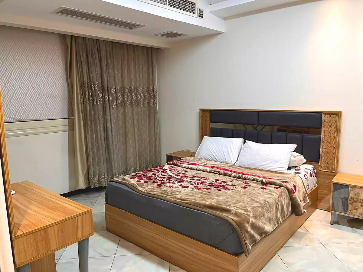 https://aqarmap.com.eg/en/listing/6675650-for-rent-cairo-manial-shr-lkhshyd