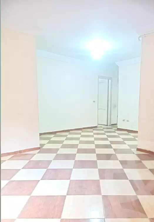 https://aqarmap.com.eg/ar/listing/6676049-for-rent-alexandria-miami-mahmoud-el-isawy-st