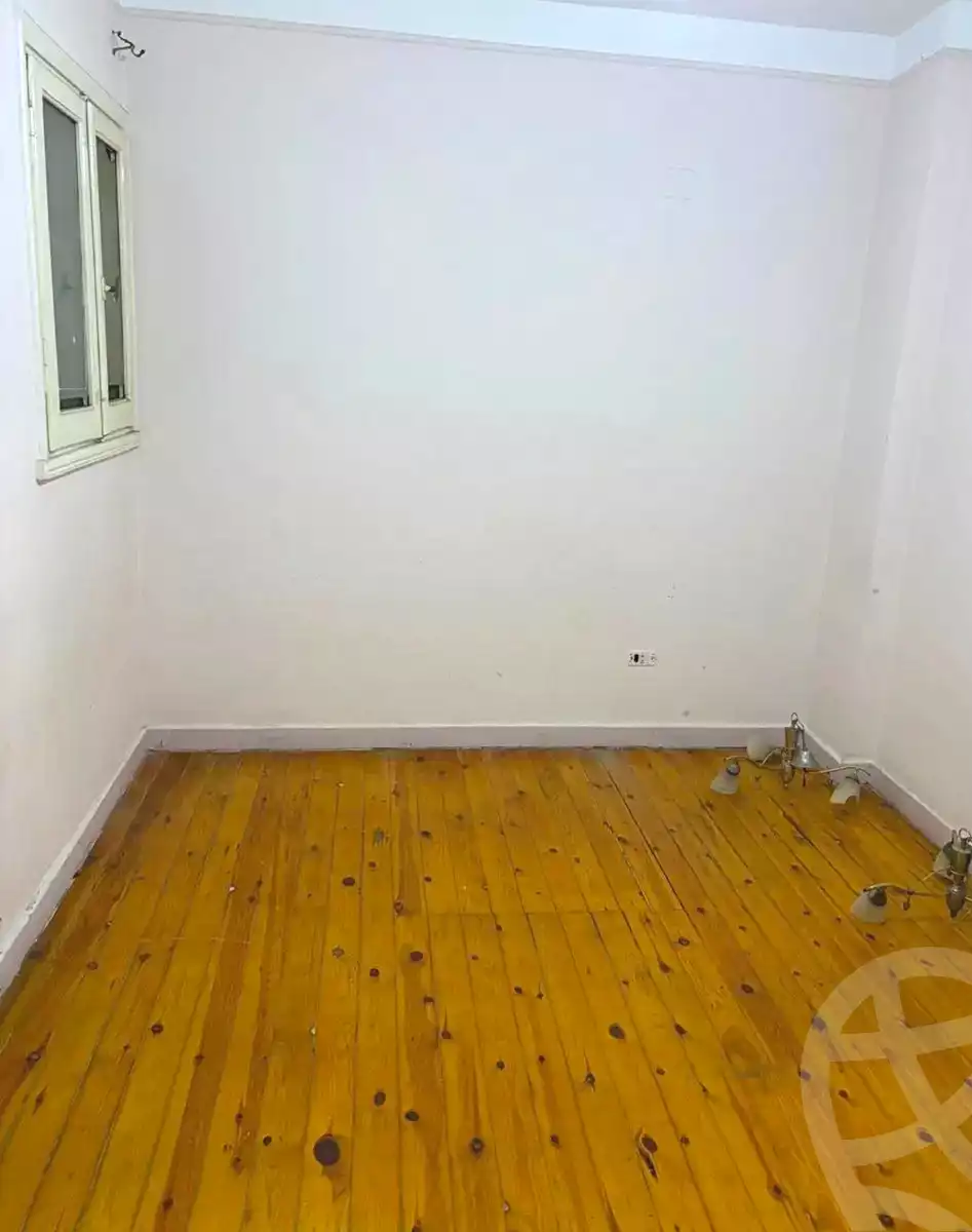 https://aqarmap.com.eg/en/listing/6676146-for-sale-alexandria-moharram-bey