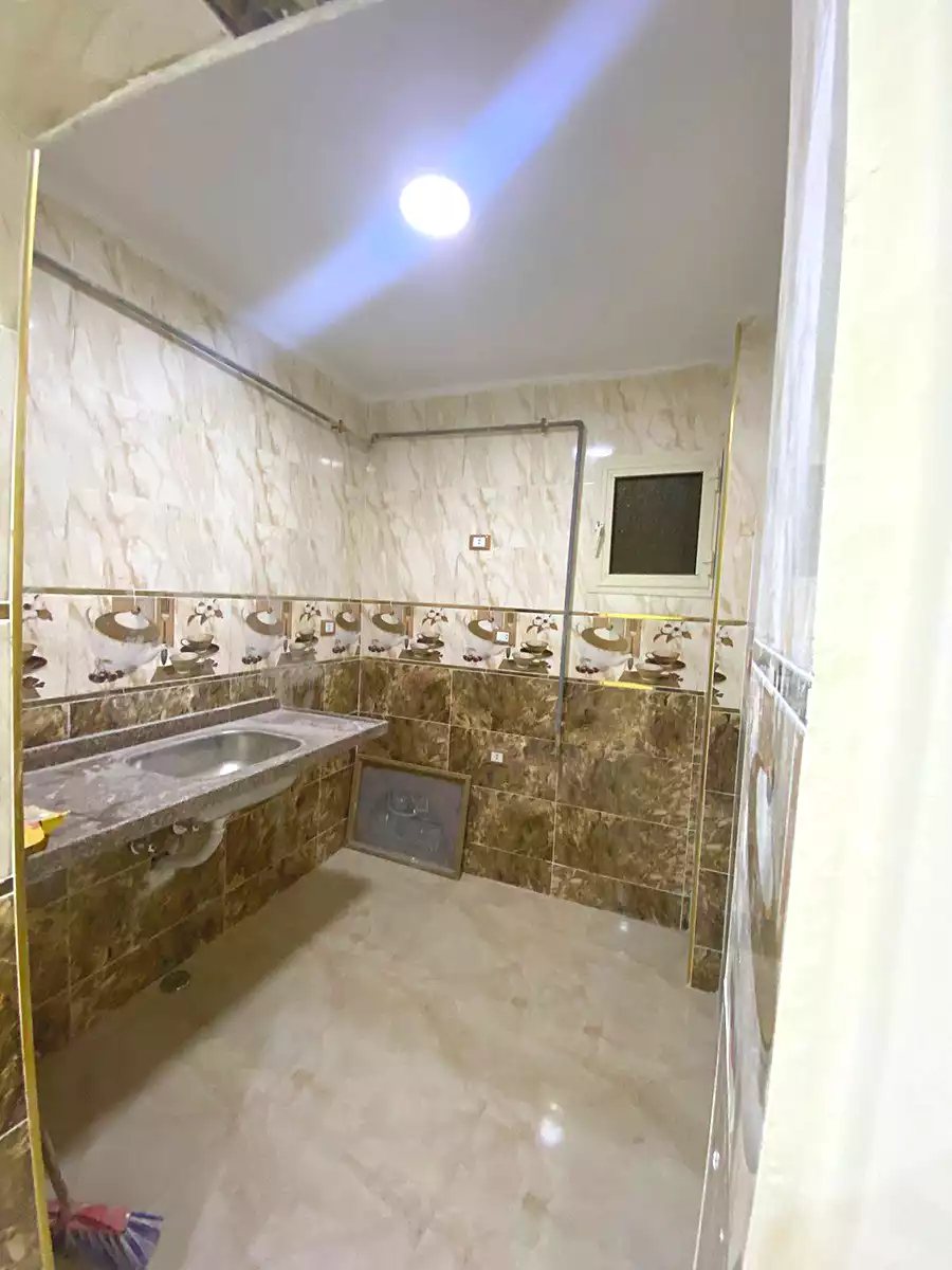 https://aqarmap.com.eg/en/listing/6676825-for-sale-alexandria-l-jmy-lbytsh-el-reyad-st