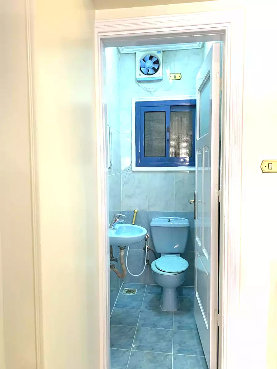 https://aqarmap.com.eg/ar/listing/6676979-for-rent-dakahlia-mansoura-hy-ljm