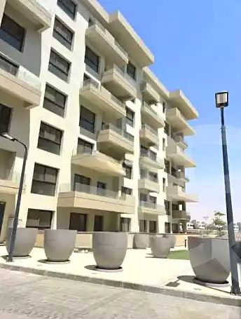 https://aqarmap.com.eg/en/listing/6677666-for-sale-cairo-el-shorouk-compounds-al-burouj-compound-imkan
