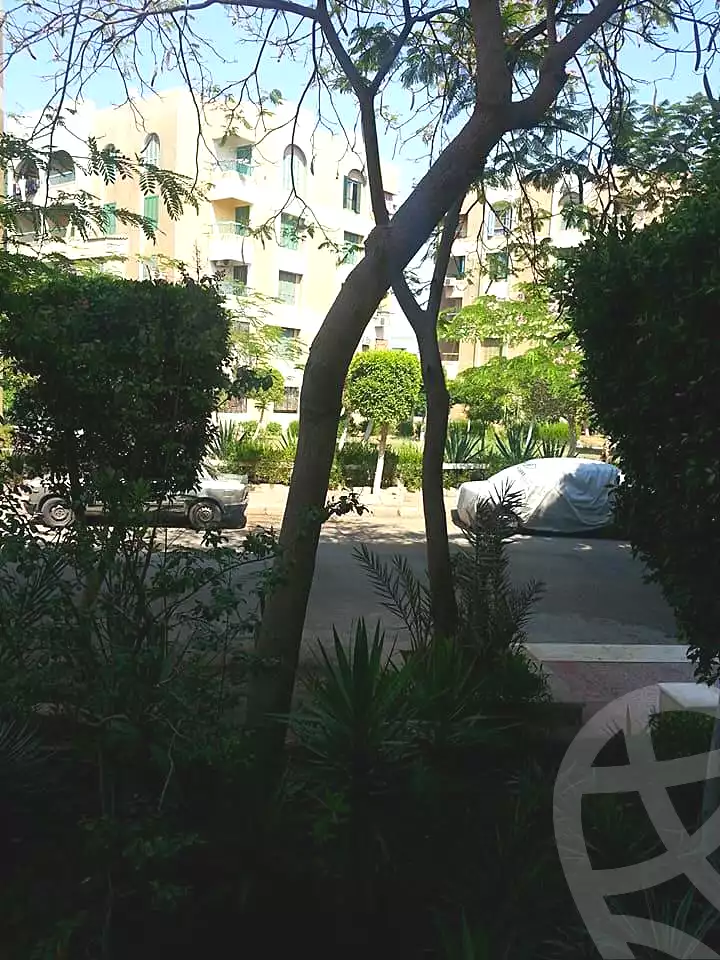 https://aqarmap.com.eg/ar/listing/6677972-for-rent-cairo-el-sheikh-zayed-city-compounds-hyper-one