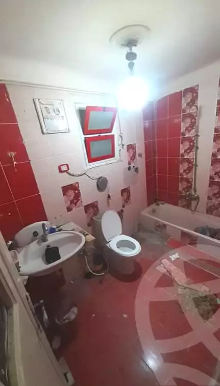 https://aqarmap.com.eg/en/listing/6678038-for-sale-alexandria-l-jmy-lbytsh-mecca-st