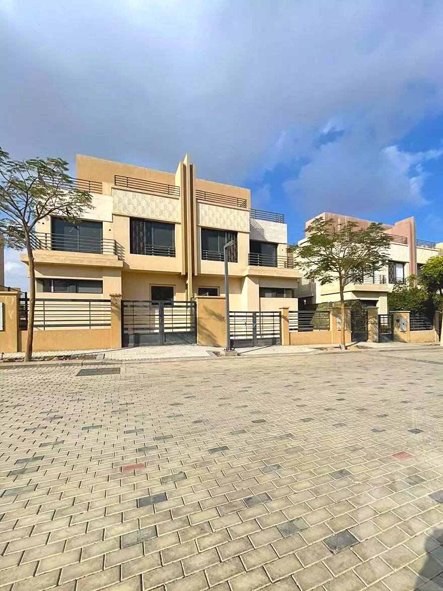https://aqarmap.com.eg/ar/listing/6678942-for-sale-cairo-el-sheikh-zayed-city-compounds-alma