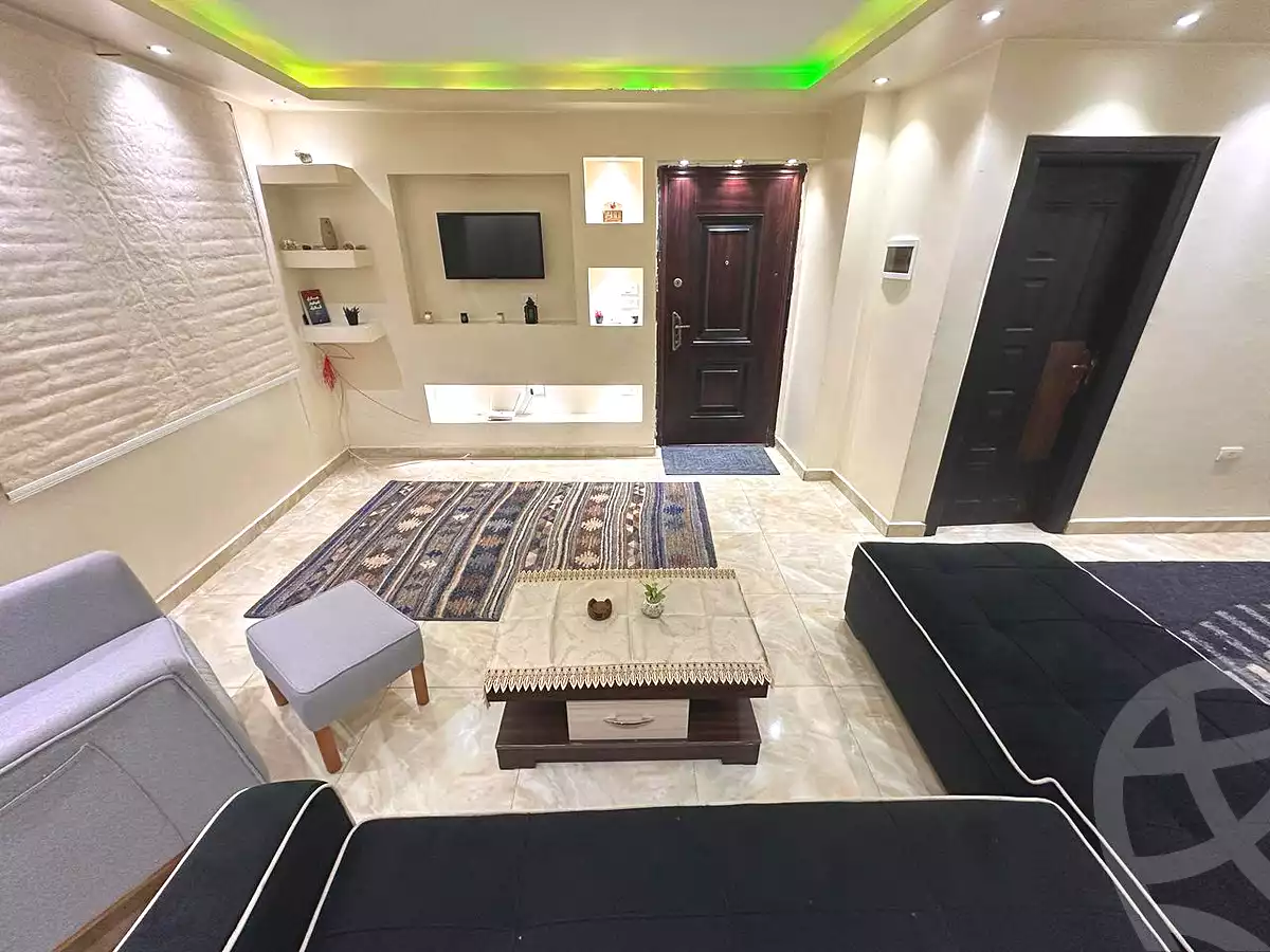 https://aqarmap.com.eg/ar/listing/6679010-for-rent-cairo-6th-of-october-mntq-fr-y-b-6-ktwbr