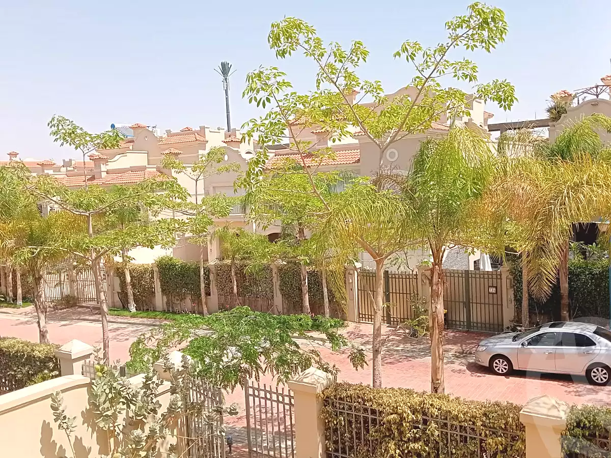 https://aqarmap.com.eg/ar/listing/6679156-for-sale-cairo-el-shorouk-compounds-el-patio-5-east