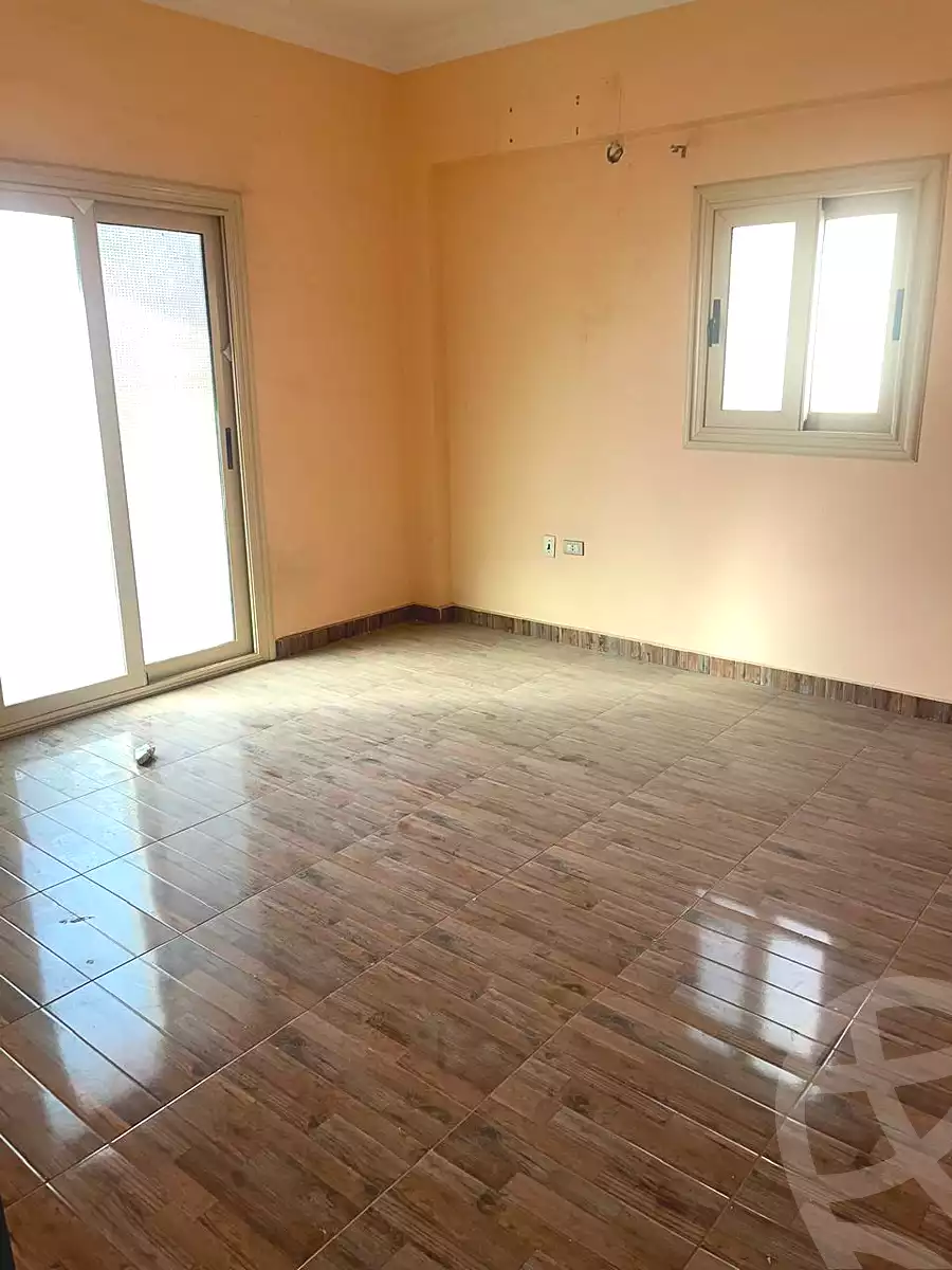 https://aqarmap.com.eg/ar/listing/6679361-for-sale-cairo-6th-of-october-el-ahyaa-neighborhood-4th-neighborhood-3