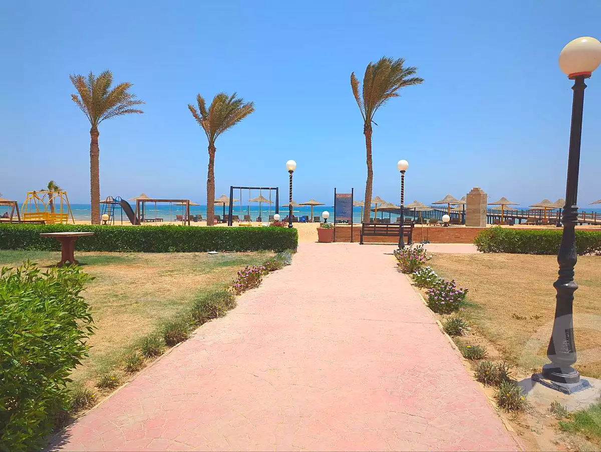 https://aqarmap.com.eg/ar/listing/6679612-for-sale-ain-elsokhna-tryq-l-yn-lskhn-lz-frn