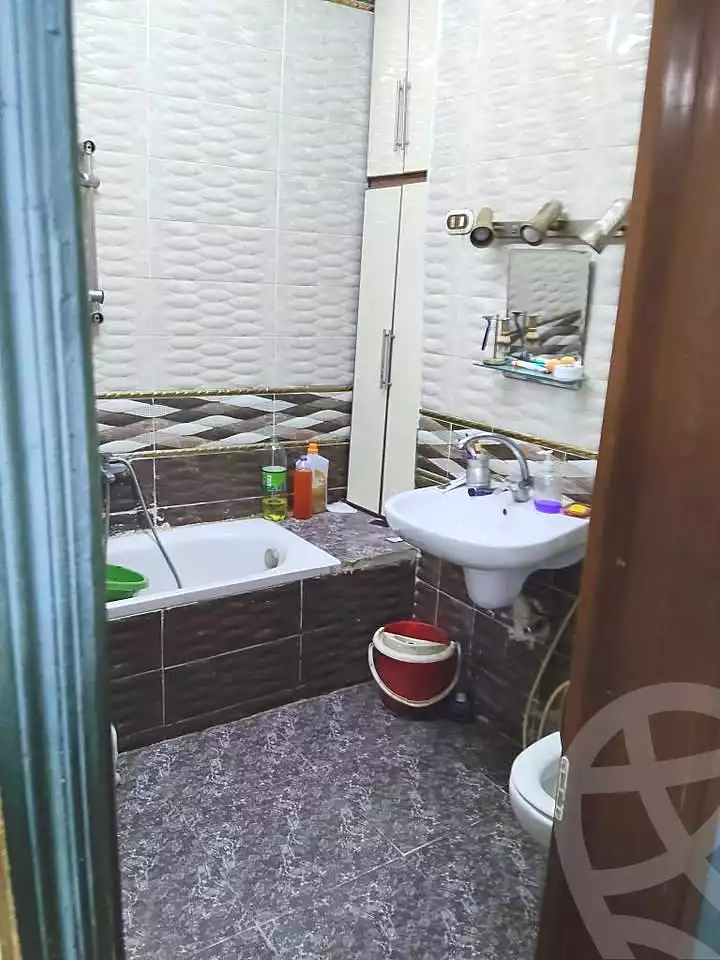 https://aqarmap.com.eg/en/listing/6680012-for-sale-cairo-el-zaytun-hlmy-lzytwn