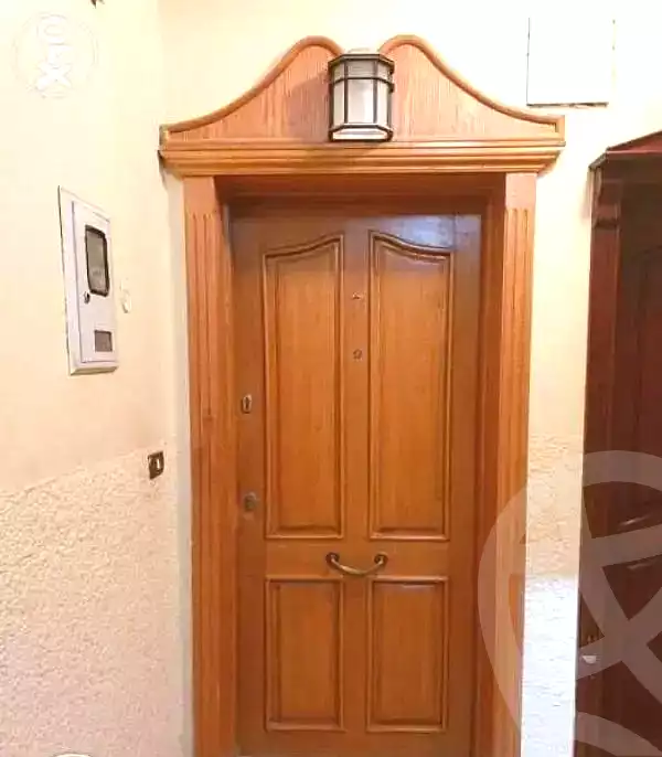 https://aqarmap.com.eg/en/listing/6680298-for-sale-cairo-6th-of-october-el-ahyaa-neighborhood-2nd-divided-from-al-kafrawei-st