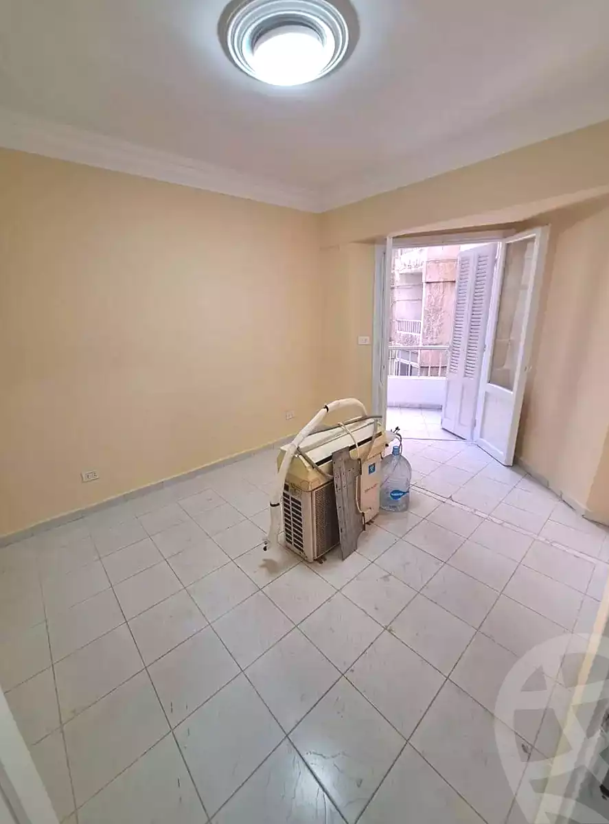 https://aqarmap.com.eg/ar/listing/6680309-for-sale-alexandria-sydy-bshr-sydy-bshr-bhry-shr-mhmwd-l-yswy