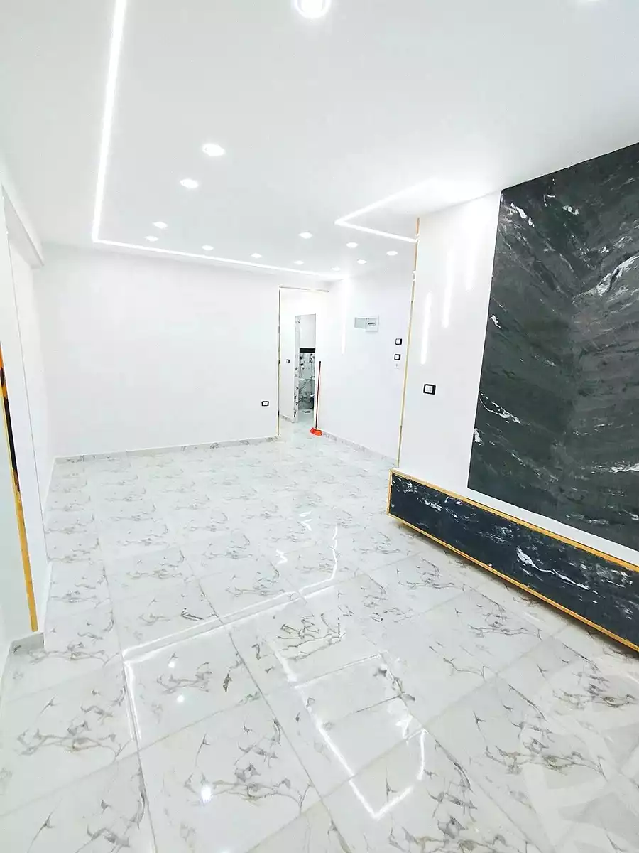https://aqarmap.com.eg/en/listing/6681666-for-sale-alexandria-lsywf-el-falki