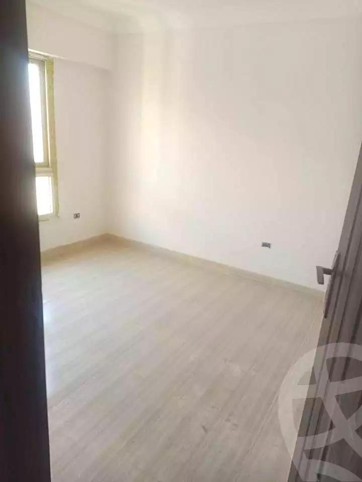 https://aqarmap.com.eg/en/listing/6681822-for-rent-alexandria-lsywf-el-karma-compound