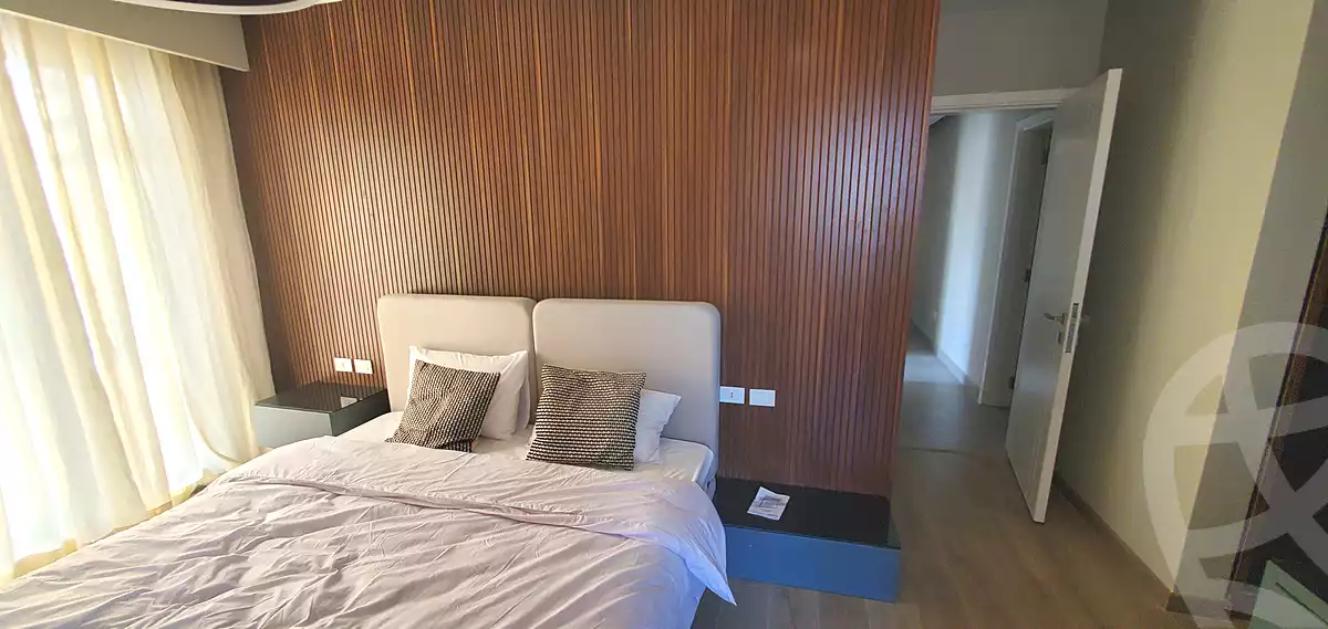 https://aqarmap.com.eg/en/listing/6682257-for-sale-cairo-el-sheikh-zayed-city-compounds-kmbwnd-fyldj-wyst-dr-llttwyr