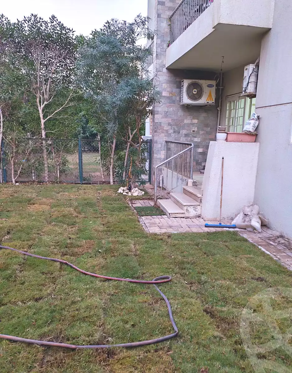 https://aqarmap.com.eg/en/listing/6682331-for-sale-cairo-el-sheikh-zayed-city-compounds-dh-drys