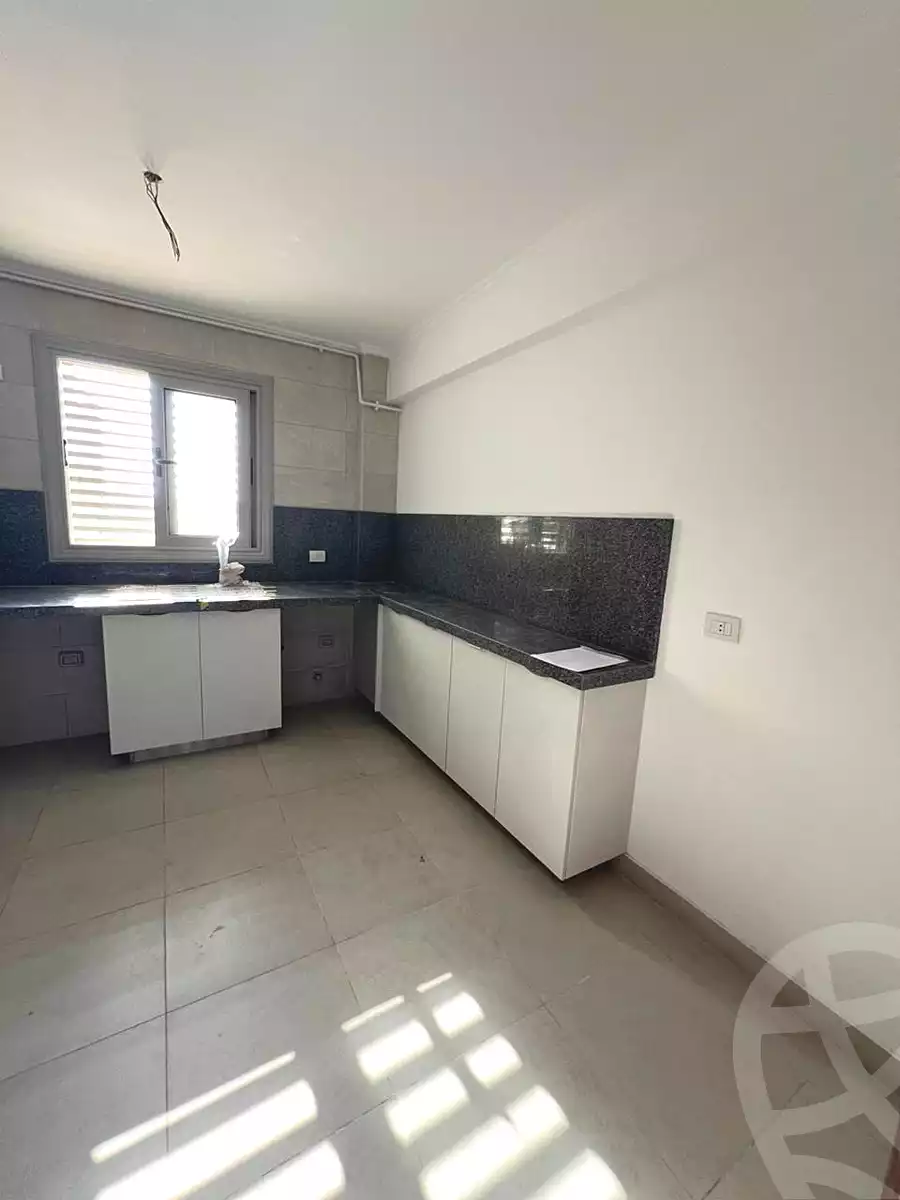 https://aqarmap.com.eg/ar/listing/6682545-for-rent-cairo-6th-of-october-compounds-palm-parks