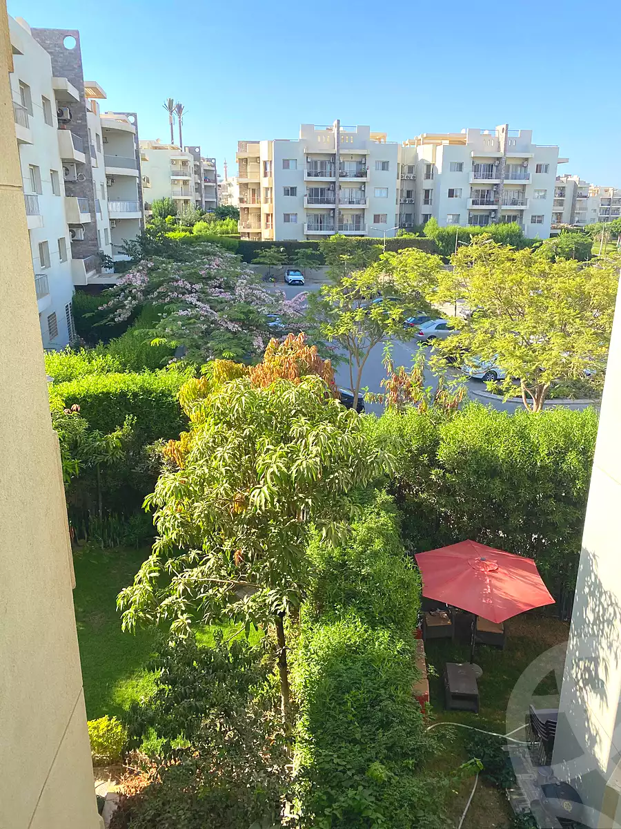 https://aqarmap.com.eg/ar/listing/6682944-for-rent-cairo-el-sheikh-zayed-city-compounds-dh-drys