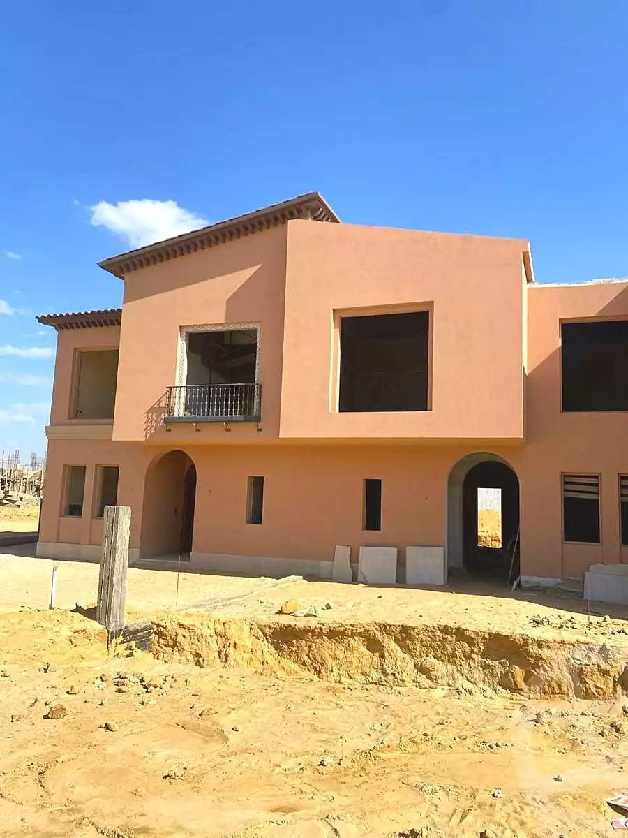 https://aqarmap.com.eg/en/listing/6683160-for-sale-cairo-el-sheikh-zayed-city-compounds-kmbwnd-fyldj-wyst-dr-llttwyr