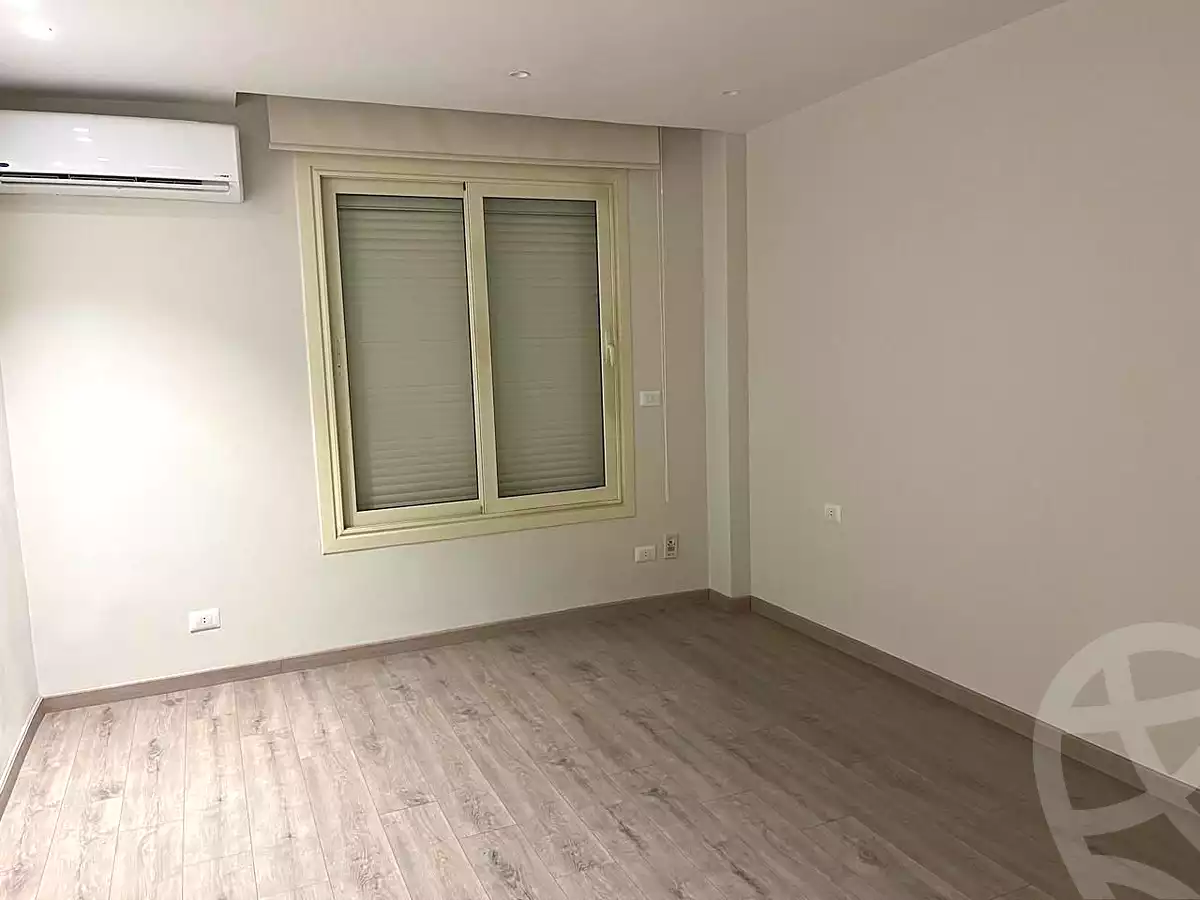 https://aqarmap.com.eg/en/listing/6683265-for-sale-cairo-el-sheikh-zayed-city-compounds-jewar