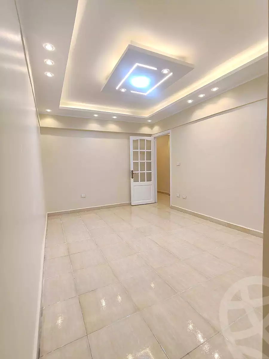 https://aqarmap.com.eg/ar/listing/6683537-for-sale-alexandria-sydy-bshr-sydy-bshr-bhry-gamal-abd-el-nasir-st