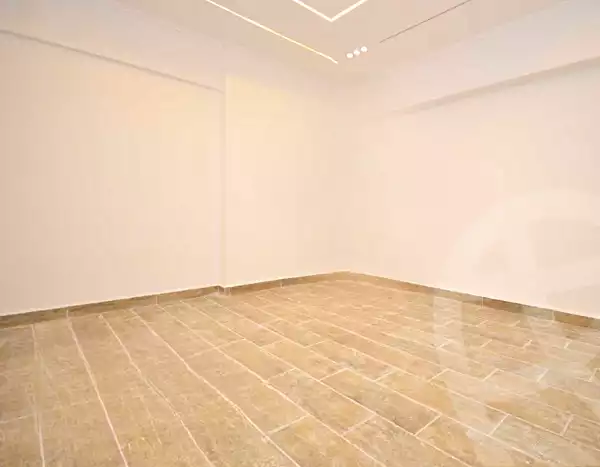 https://aqarmap.com.eg/en/listing/6683785-for-sale-alexandria-el-montazah-compounds-in-el-montazah-royal-plaza-compound-al-halawany