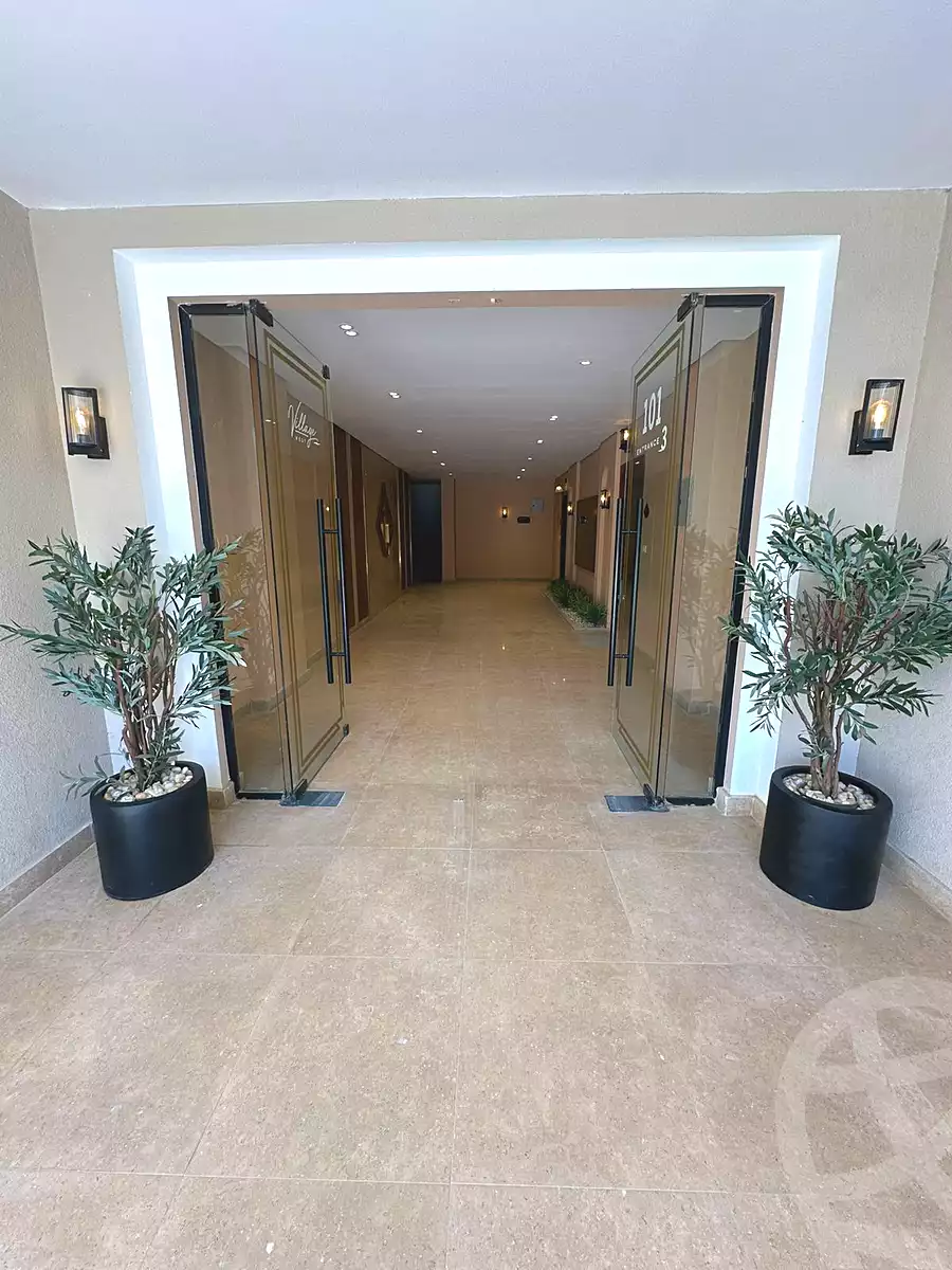 https://aqarmap.com.eg/en/listing/6684541-for-sale-cairo-el-sheikh-zayed-city-compounds-kmbwnd-fyldj-wyst-dr-llttwyr