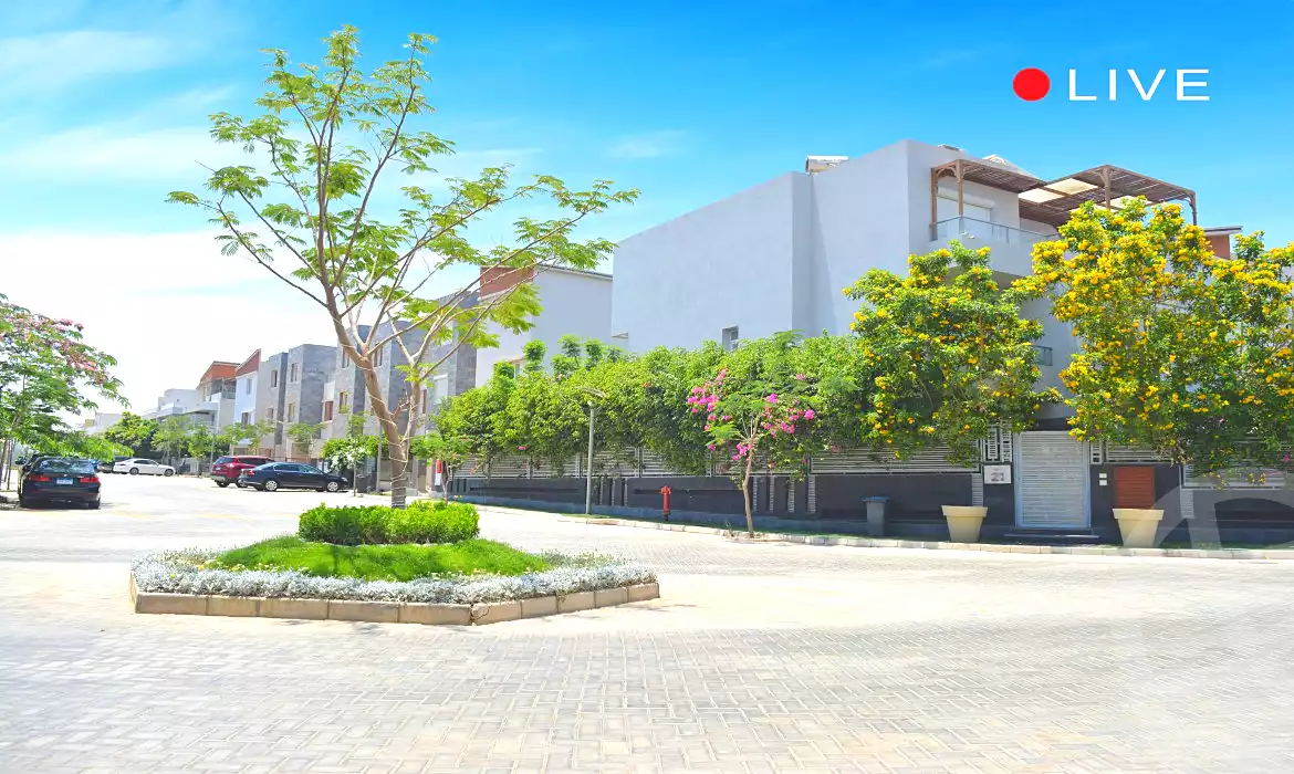 https://aqarmap.com.eg/ar/listing/6684448-for-sale-cairo-el-sheikh-zayed-city-compounds-zayed-dunes