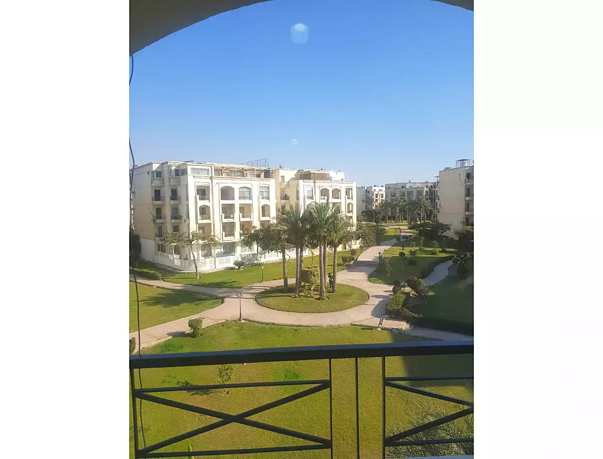 https://aqarmap.com.eg/ar/listing/6684677-for-sale-cairo-el-sheikh-zayed-city-compounds-hadayek-el-mohandiseen