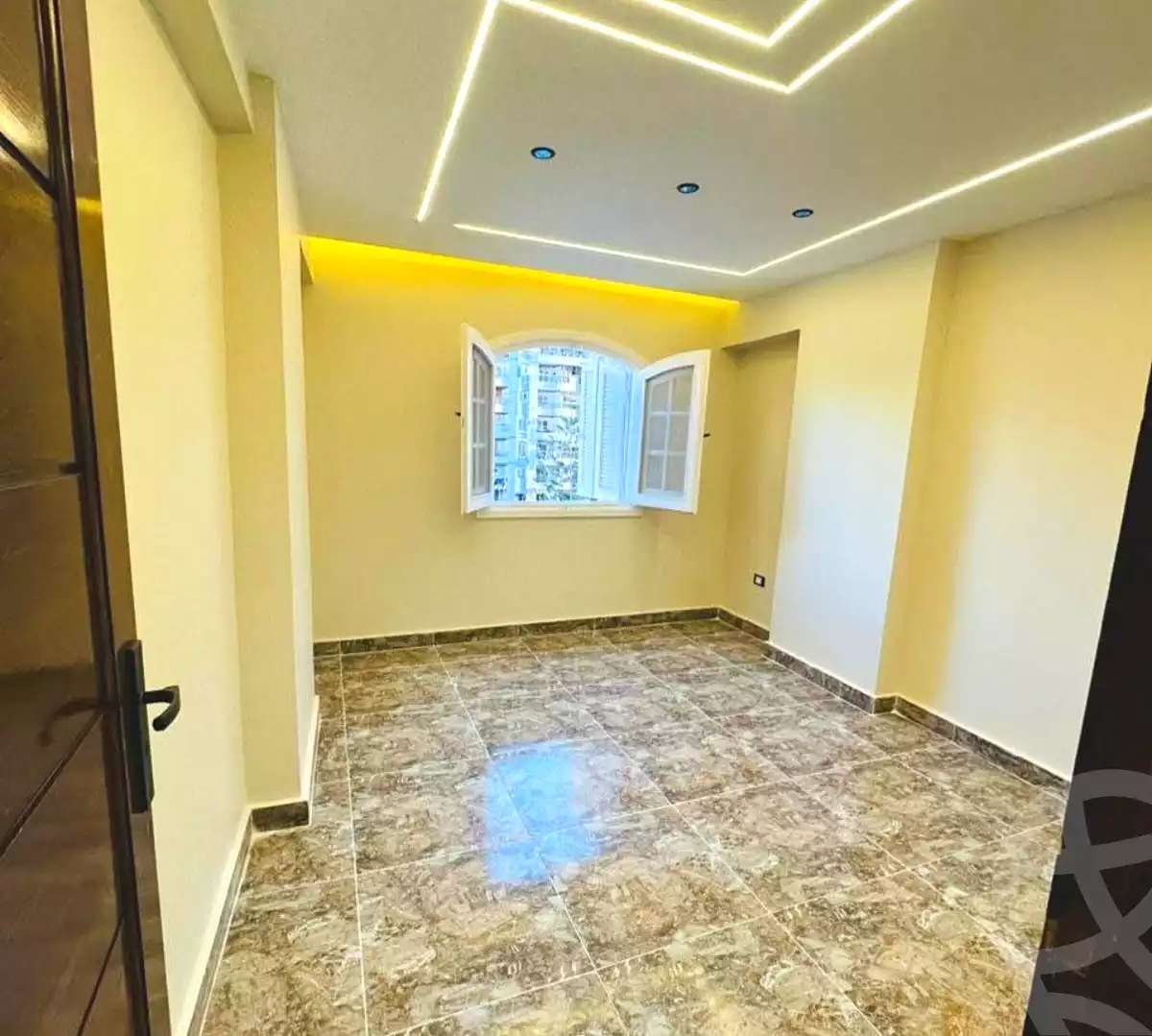 https://aqarmap.com.eg/ar/listing/6685077-for-sale-alexandria-l-jmy-lbytsh-bianchiii