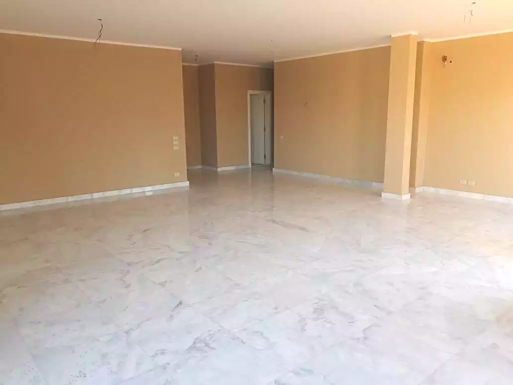 https://aqarmap.com.eg/en/listing/6685165-for-sale-cairo-el-sheikh-zayed-city-compounds-beverly-hills
