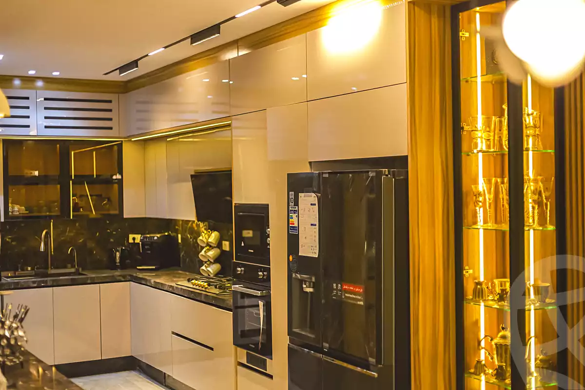 https://aqarmap.com.eg/ar/listing/6685446-for-rent-cairo-new-cairo-compounds-hyde-park-park-corner-hyde-park