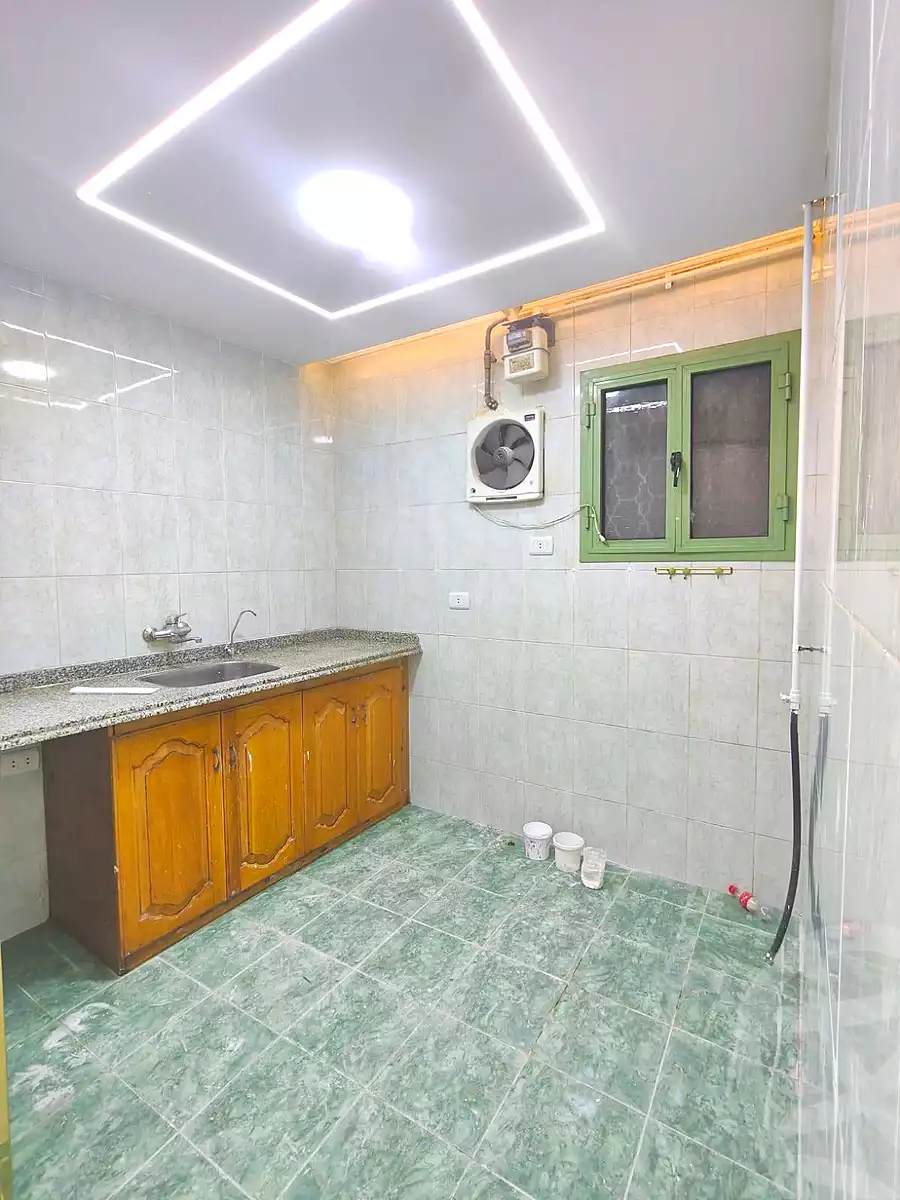 https://aqarmap.com.eg/ar/listing/6685949-for-sale-alexandria-sydy-bshr-sydy-bshr-bhry-gamal-abd-el-nasir-st
