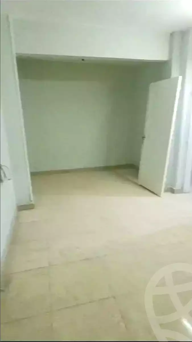 https://aqarmap.com.eg/ar/listing/6685959-for-sale-cairo-ain-shams-ain-shams-el-sharkia-mohamed-abo-el-naga-st