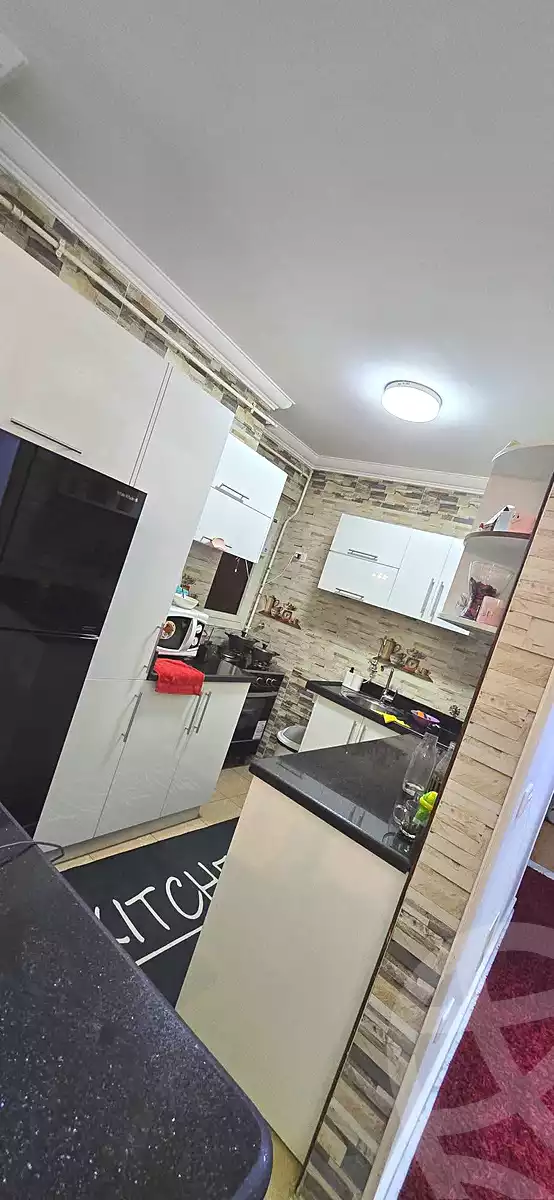 https://aqarmap.com.eg/en/listing/6686230-for-sale-cairo-helwan-helwan-el-sharkeya-zaki-hawas-st